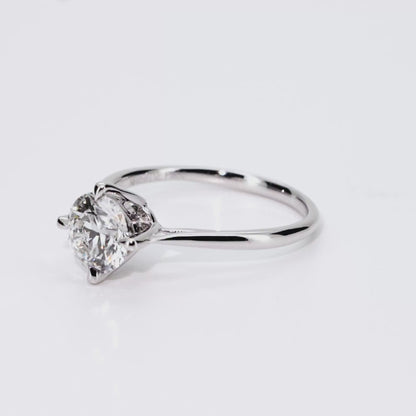 1.05ct Round Lab-Grown Diamond Ring in Platinum – VS1, G Color, Ideal Cut Size 5