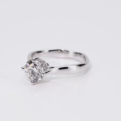 1.02ct Round Lab-Grown Diamond Ring in 14K White Gold – VVS1, G Color, Ideal Cut Size 4