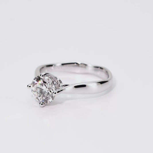 1.02ct Round Lab-Grown Diamond Ring in 14K White Gold – VVS1, G Color, Ideal Cut Size 4