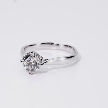 1.09ct Round Lab-Grown Diamond Ring in 14K White Gold – VVS2, G Color, Ideal Cut Size 6