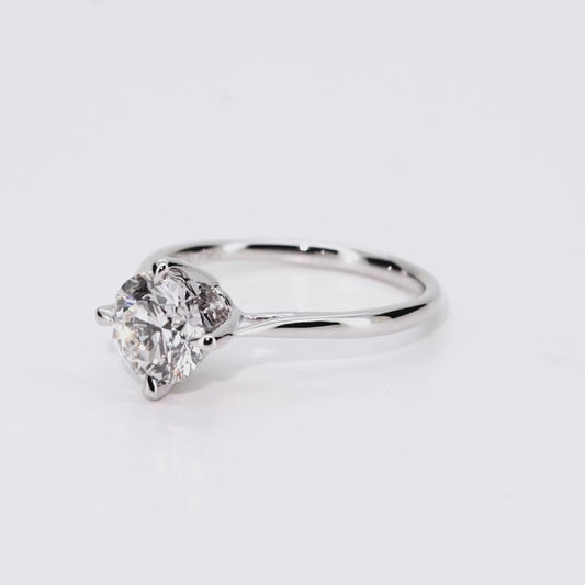 1.03ct Round Lab-Grown Diamond Ring in Platinum – VVS2, G Color, Ideal Cut Size 4