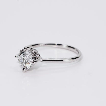 1.01ct Round Lab-Grown Diamond Ring in Platinum – VS2, F Color, Ideal Cut Size 5