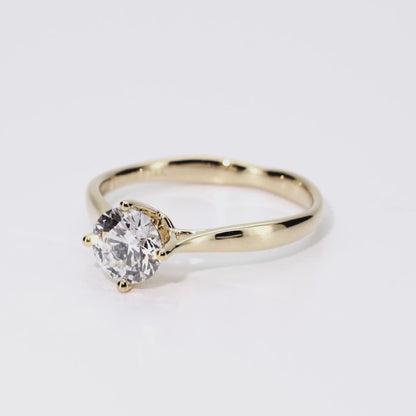1.00ct Round Lab-Grown Diamond Ring in 14K Yellow Gold – VVS2, D Color, Ideal Cut Size 7