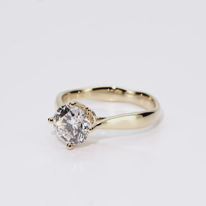 1.12ct Round Lab-Grown Diamond Ring in 14K Yellow Gold – VS1, G Color, Ideal Cut Size 4