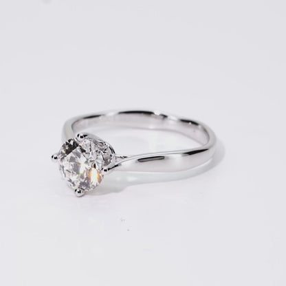 1.08ct Round Lab-Grown Diamond Ring in 14K White Gold – VVS2, G Color, Ideal Cut Size 6